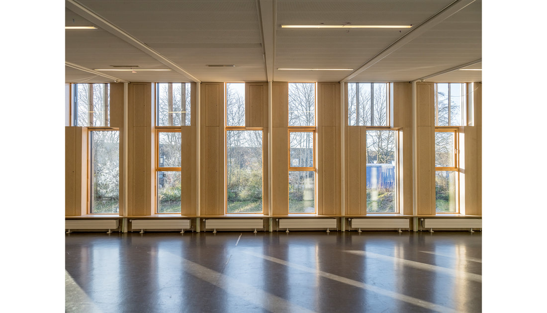 Valhøj Skole — ny træfacade